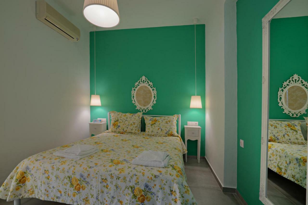 The Village Apartments ปลาเกียส ภายนอก รูปภาพ